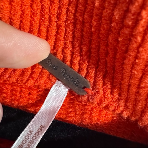 ✨ Free People Ottoman Slouchy Tunic Sweater Orange Size M ✨ - Picture 3 of 7